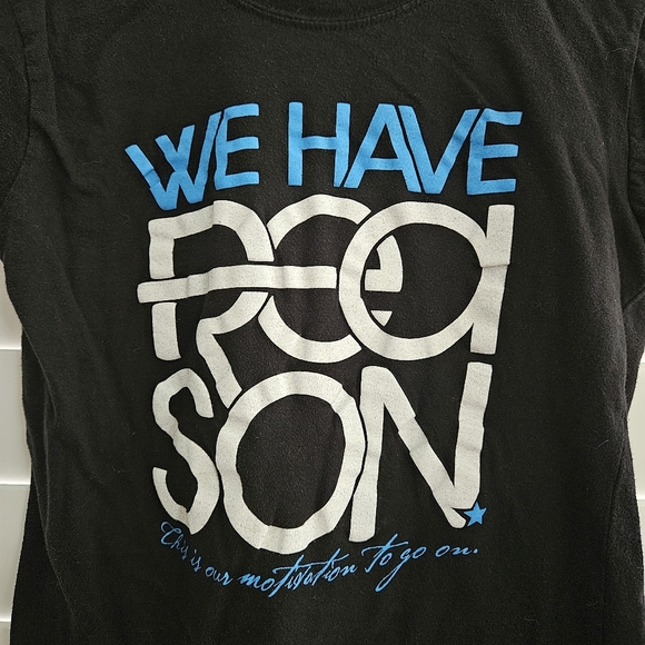 To Write Love On Her Arms T-shirt - Picture 2 of 4